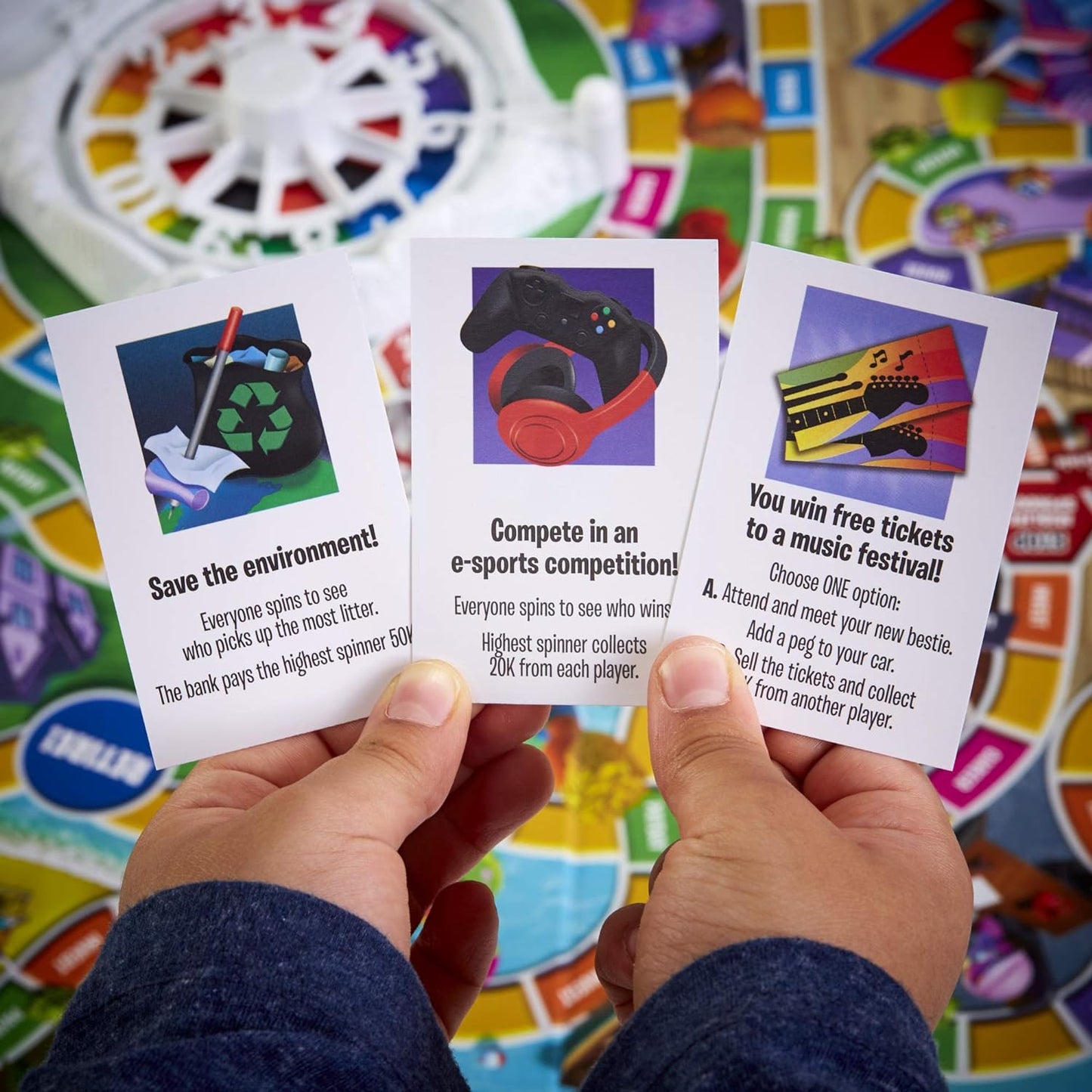 Hasbro Gaming - The Game of Life Board Game, Fun Board Game for Families and Kids, Classic Board Game for Boys & Girls Ages 8 and Up, Game for 2-8 Players