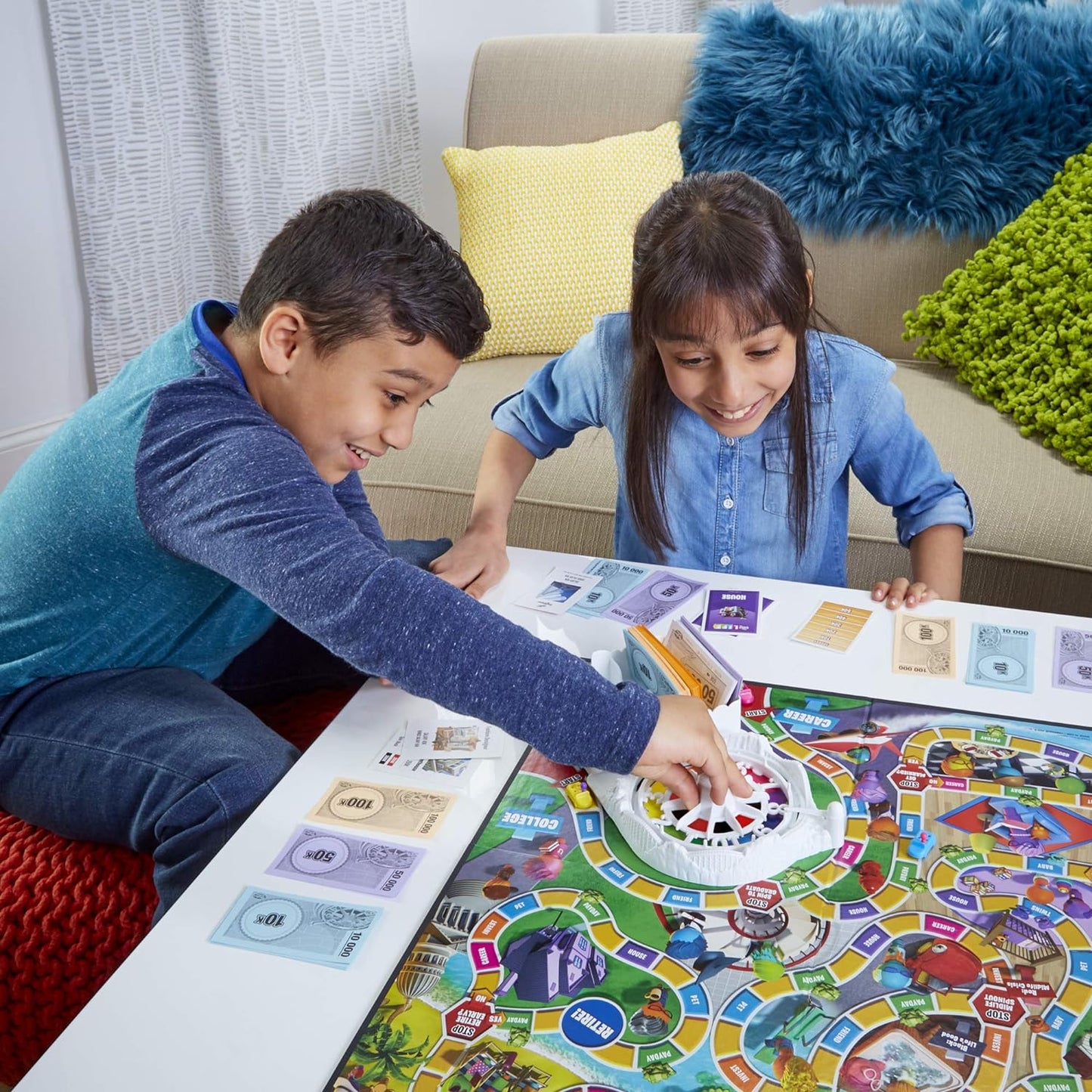 Hasbro Gaming - The Game of Life Board Game, Fun Board Game for Families and Kids, Classic Board Game for Boys & Girls Ages 8 and Up, Game for 2-8 Players
